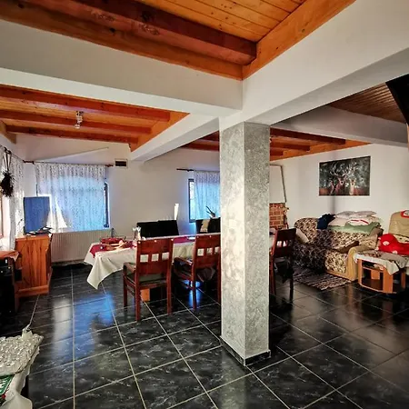 Gospodarstwo agroturystyczne Jugul Taranului Agropensiune Polovragi, Gorj *